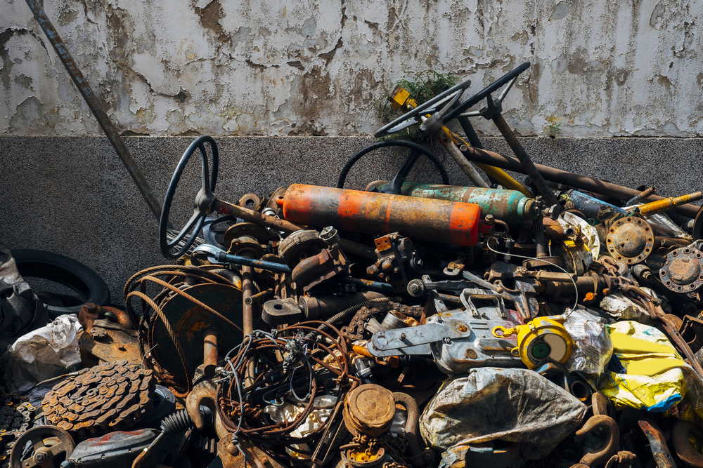 old rusty junk garbage steel 1