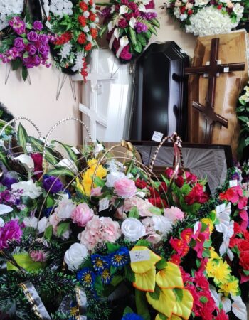 Ритуальный магазин на ул. Долгая 1А