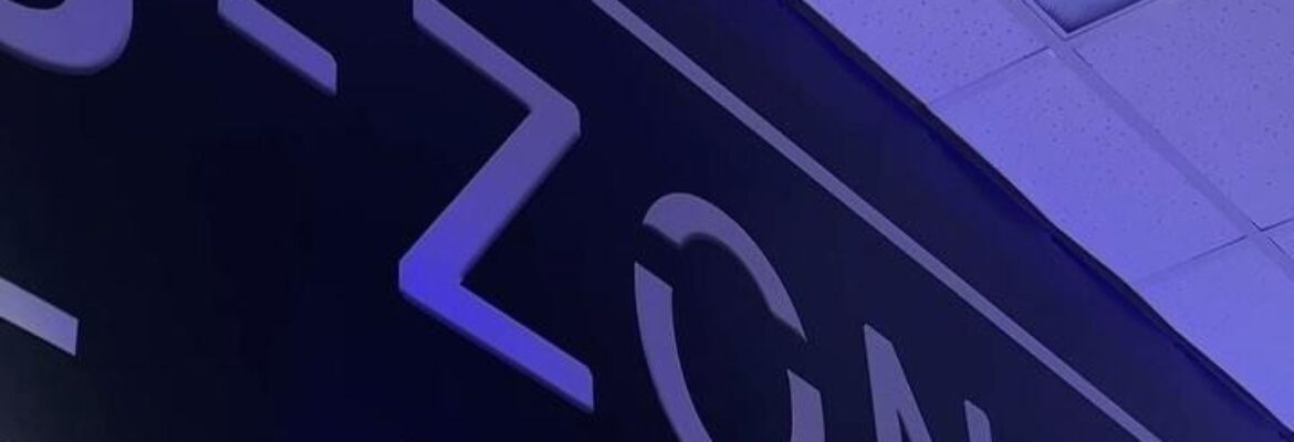 VR Кибер Арена