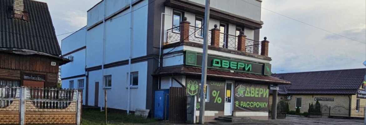 Двери «Зелёный Попугай»