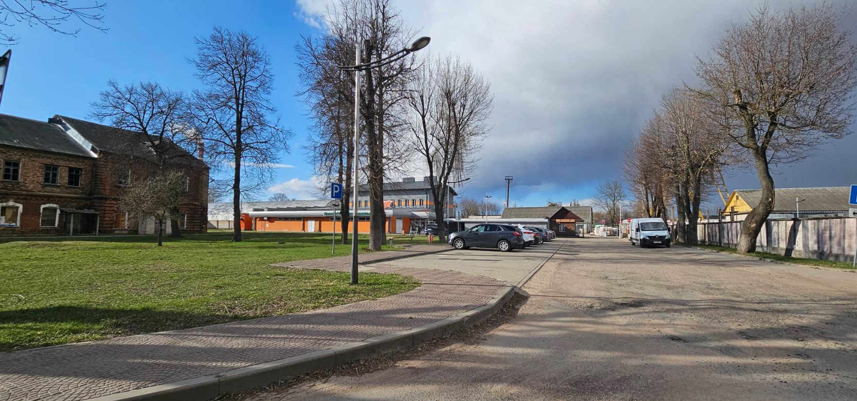 Закрылся еще один магазин известной торговой сети 5 cvik hlebnaya