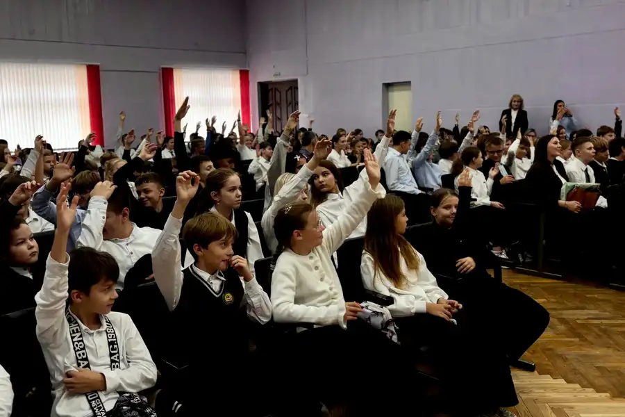 МТС провел мастер-классы по защите от кибербуллинга для 500 учащихся из Барановичей и Пинска 5 6 2